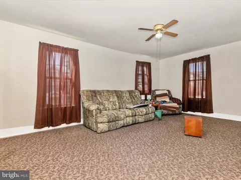 113 E Main St, Thurmont, MD 21788 photo 16