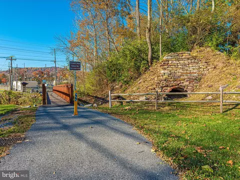 113 E Main St, Thurmont, MD 21788 photo 54