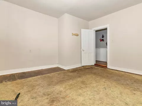 113 E Main St, Thurmont, MD 21788 photo 33