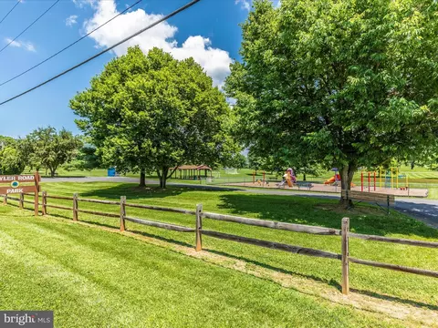 113 E Main St, Thurmont, MD 21788 photo 69