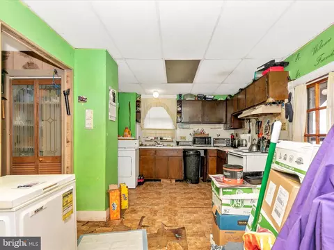 113 E Main St, Thurmont, MD 21788 photo 10