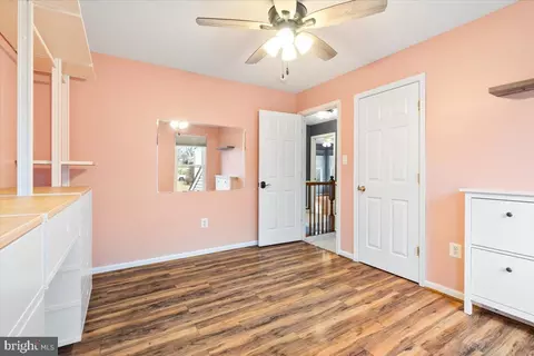 Bedroom - 5888 Bridge Spring Rd, Frederick, MD 21704 photo 2 of 4