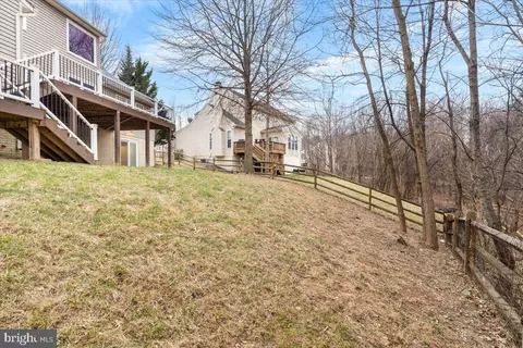 Exterior - 5888 Bridge Spring Rd, Frederick, MD 21704 photo 7 of 8
