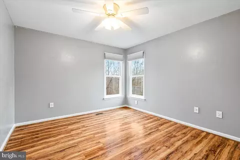 Bedroom - 5888 Bridge Spring Rd, Frederick, MD 21704 photo 4 of 4