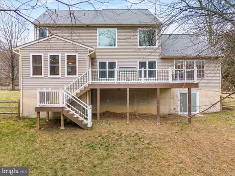 Exterior - 5888 Bridge Spring Rd, Frederick, MD 21704 photo 4 of 8