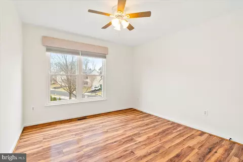 Bedroom - 5888 Bridge Spring Rd, Frederick, MD 21704 photo 3 of 4