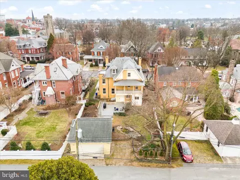 View/Area - 207 Rockwell Ter, Frederick, MD 21701 photo 2 of 8