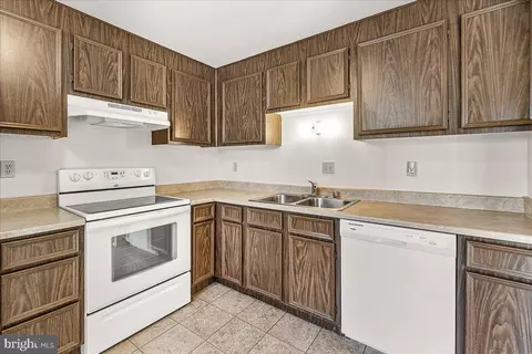 1716 Heather Ln, Frederick, MD 21702 photo 16