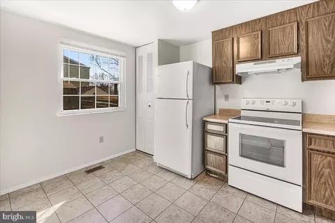 1716 Heather Ln, Frederick, MD 21702 photo 12