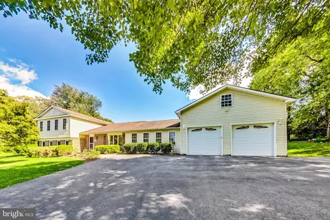 13612 Skyview Ter, Mount Airy, MD 21771