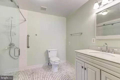 Bath - 5669 Crabapple Dr, Frederick, MD 21703 photo 2 of 3
