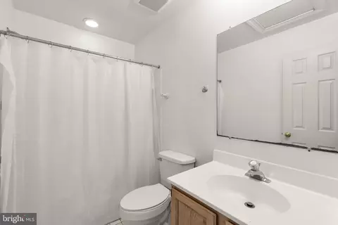Bath - 5564 Brittany Ct, Frederick, MD 21703 photo 2 of 3