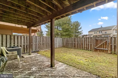 Exterior - 5564 Brittany Ct, Frederick, MD 21703 photo 4 of 6