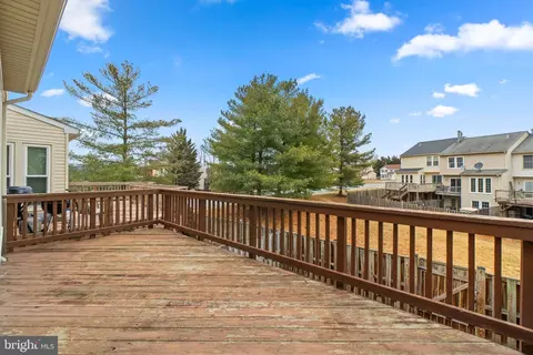 Exterior - 5564 Brittany Ct, Frederick, MD 21703 photo 3 of 6