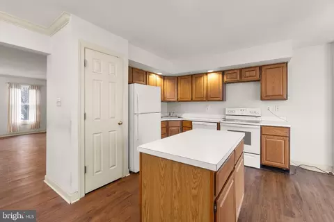 Kitchen - 5564 Brittany Ct, Frederick, MD 21703 photo 2 of 3