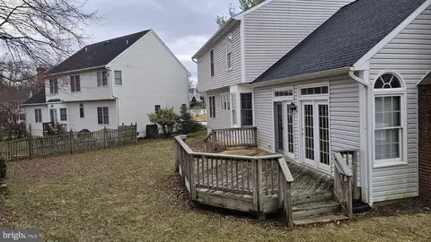 Exterior - 6121 Cornwall Ter, Frederick, MD 21701 photo 5 of 6