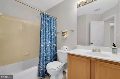 Bath - 3647 Islington St, Frederick, MD 21704 photo 1 of 3