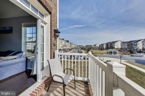 5876 Imperial Dr, Frederick, MD 21703 photo 14