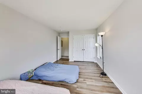 5876 Imperial Dr, Frederick, MD 21703 photo 16