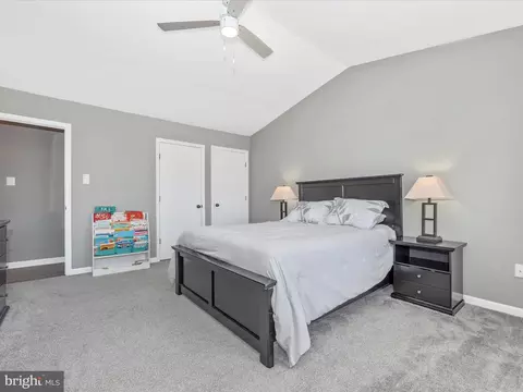 Bedroom - 4983 Robin Ct, Frederick, MD 21703 photo 4 of 8