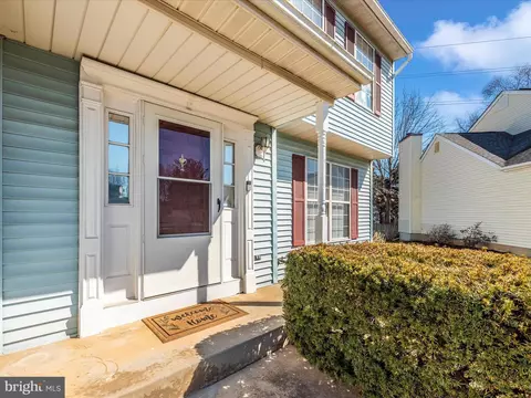 Exterior - 4983 Robin Ct, Frederick, MD 21703 photo 2 of 15