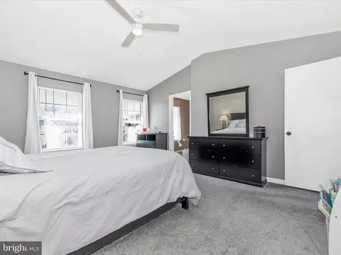 Bedroom - 4983 Robin Ct, Frederick, MD 21703 photo 2 of 8