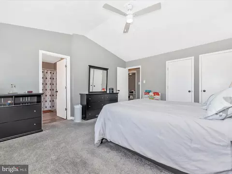 Bedroom - 4983 Robin Ct, Frederick, MD 21703 photo 3 of 8