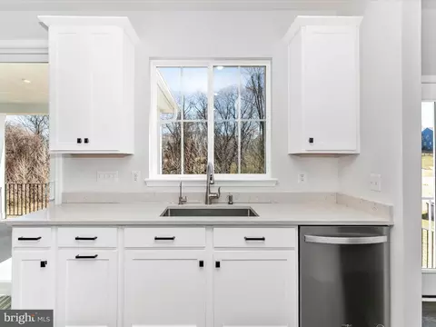 5713 Hawk Ridge Rd, Frederick, MD 21704 photo 17