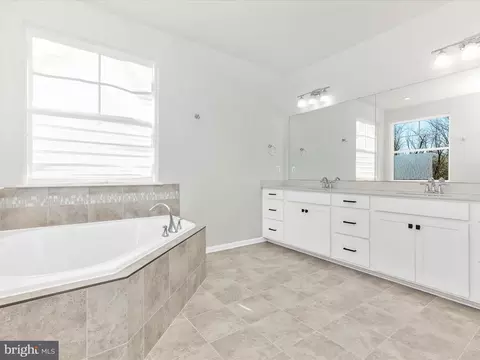 5713 Hawk Ridge Rd, Frederick, MD 21704 photo 24