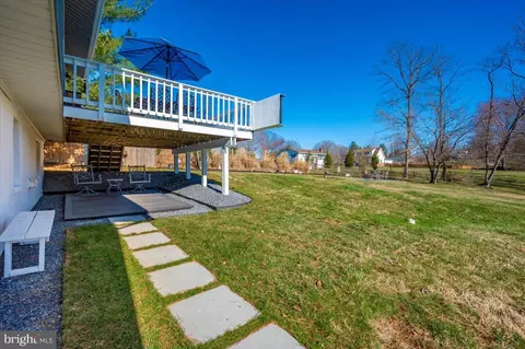 Exterior - 2767 Lynn St, Frederick, MD 21704 photo 8 of 13