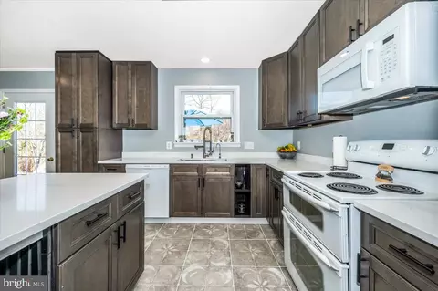 Kitchen - 2767 Lynn St, Frederick, MD 21704 photo 4 of 4