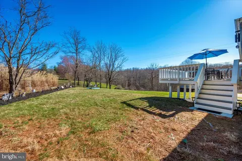 Exterior - 2767 Lynn St, Frederick, MD 21704 photo 7 of 13