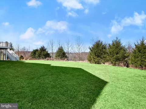 Exterior - 8902 Mackall Ct, Frederick, MD 21704 photo 13 of 18