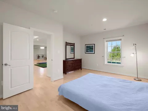 Bedroom - 8902 Mackall Ct, Frederick, MD 21704 photo 14 of 16
