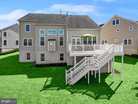 Exterior - 8902 Mackall Ct, Frederick, MD 21704 photo 9 of 18