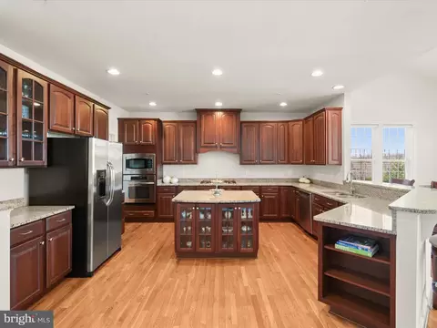 Kitchen - 8902 Mackall Ct, Frederick, MD 21704 photo 2 of 7