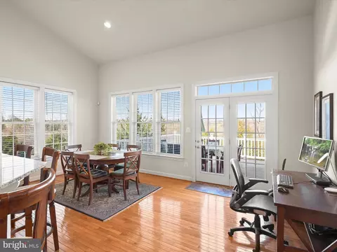 Dining - 8902 Mackall Ct, Frederick, MD 21704 photo 4 of 6