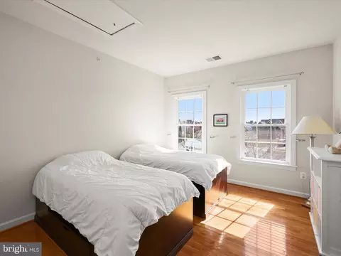 Bedroom - 8902 Mackall Ct, Frederick, MD 21704 photo 5 of 16