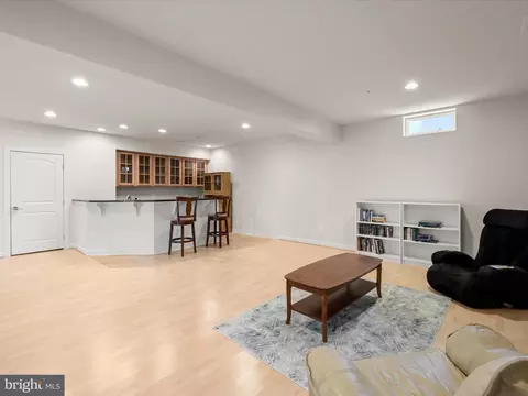 Living - 8902 Mackall Ct, Frederick, MD 21704 photo 6 of 7