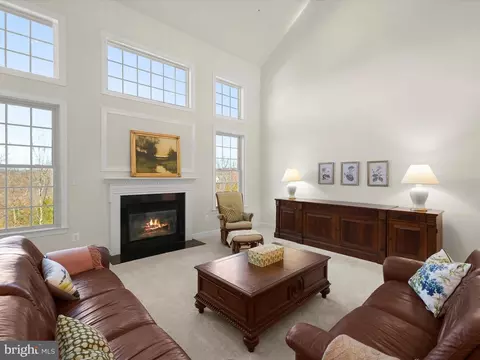 Living - 8902 Mackall Ct, Frederick, MD 21704 photo 2 of 7