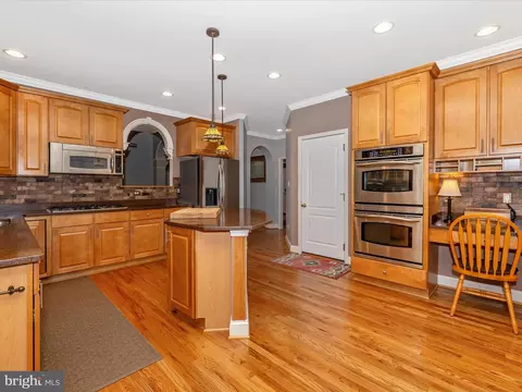 Kitchen - 2661 Monocacy Ford Rd, Frederick, MD 21701 photo 5 of 6