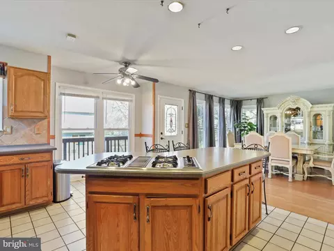 6110 Cool Spring Ter S, Frederick, MD 21701 photo 13