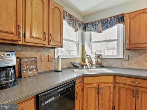 6110 Cool Spring Ter S, Frederick, MD 21701 photo 8