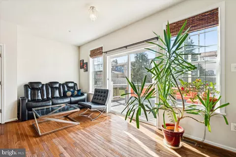 1106 Frontline Dr, Frederick, MD 21703 photo 10