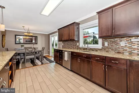 8107 Broadview Dr, Frederick, MD 21701 photo 13