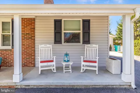 8107 Broadview Dr, Frederick, MD 21701 photo 3