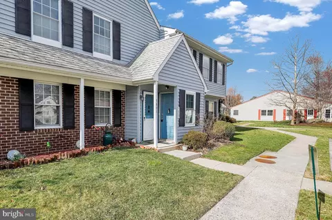 5807 Box Elder Ct #E, Frederick, MD 21703