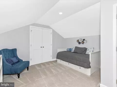 Bedroom - 207 Thomas Ave, Frederick, MD 21701 photo 4 of 5