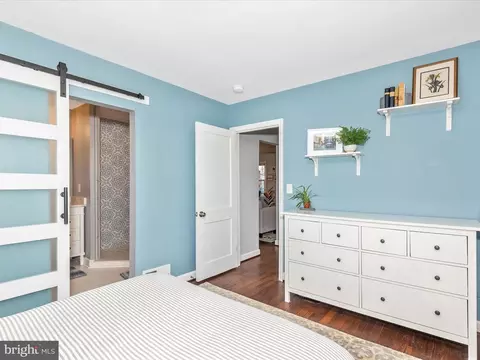 Bedroom - 207 Thomas Ave, Frederick, MD 21701 photo 2 of 5