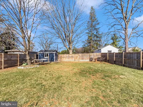Exterior - 207 Thomas Ave, Frederick, MD 21701 photo 4 of 13